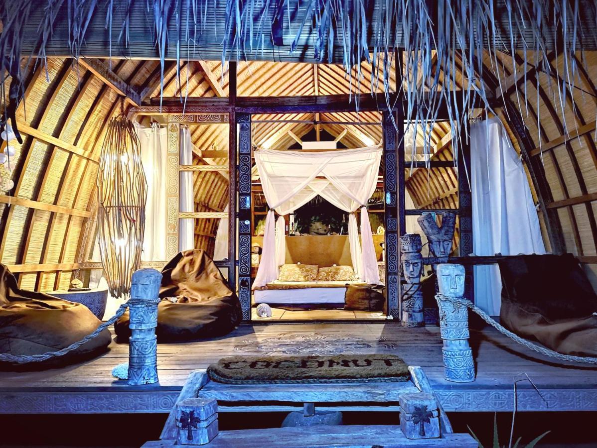 Coconut Garden Beach Resort Maumere Exterior photo