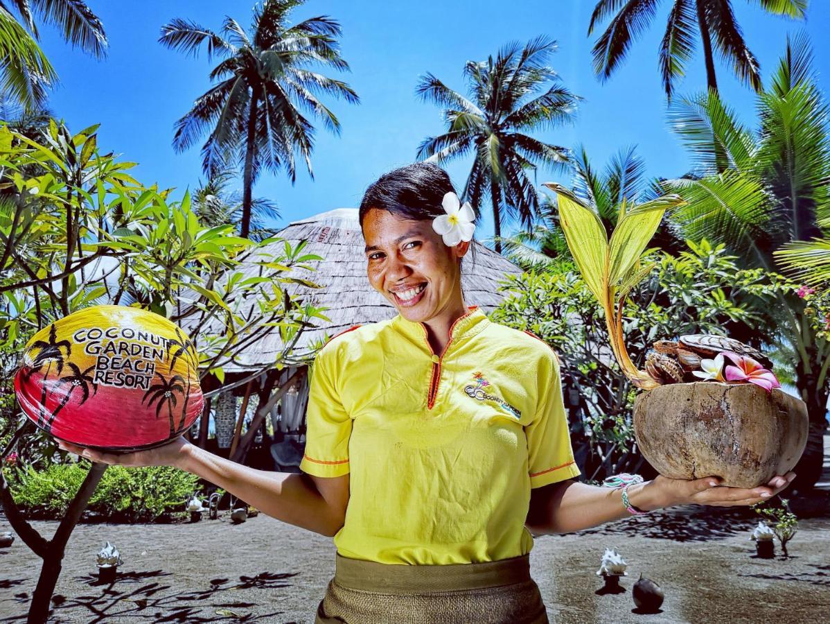 Coconut Garden Beach Resort Maumere Exterior photo